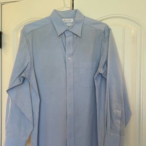 Roundtree and York dress shirt.